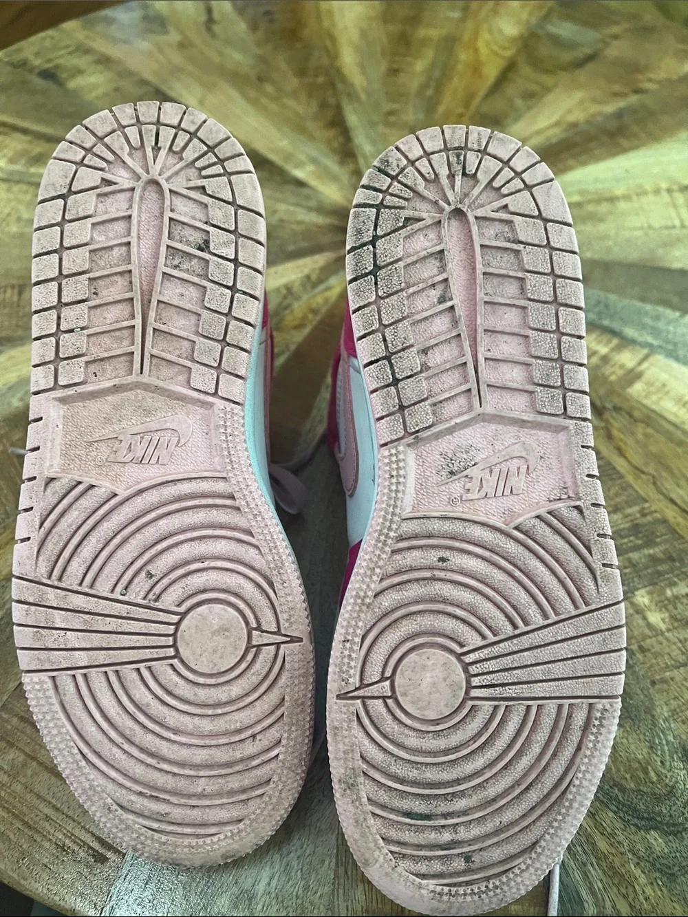 Nike Girls' Pink and Light Pink Low-Top Sneakers